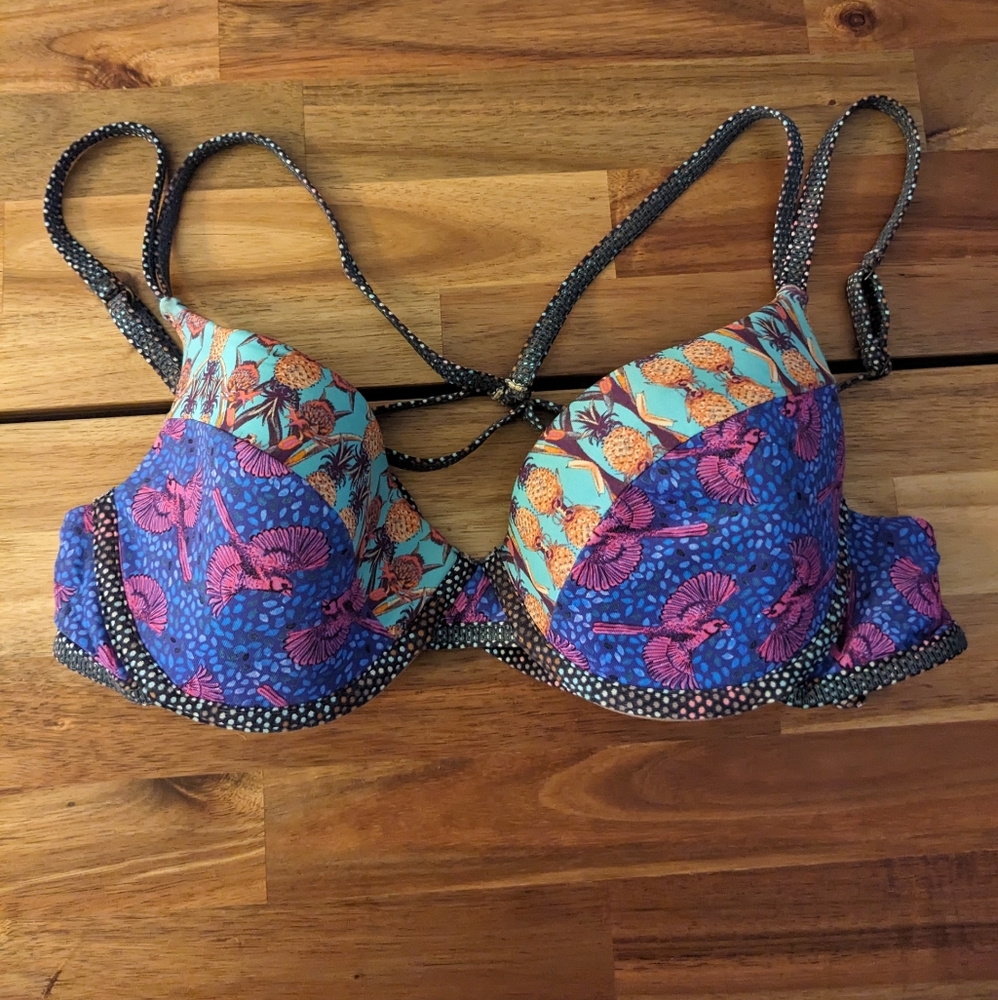 Maaj underwire bikini top